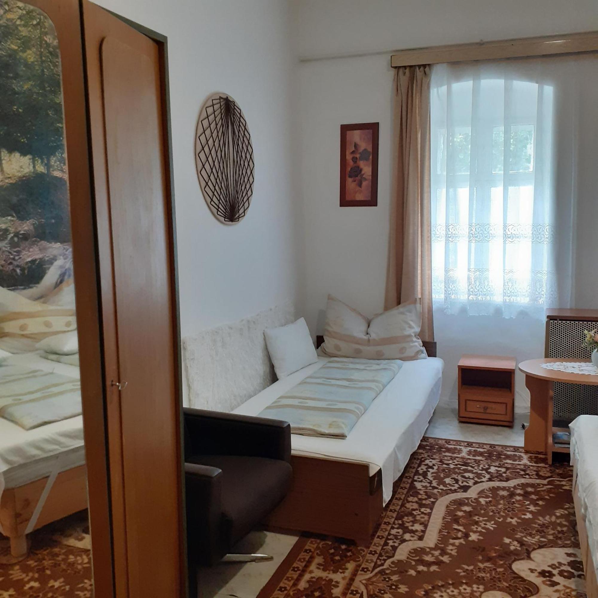 Marika Vendeghaz Daire Abádszalók Dış mekan fotoğraf